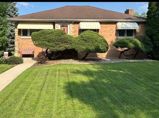 460 S Winfield Ave, Kankakee, IL 60901