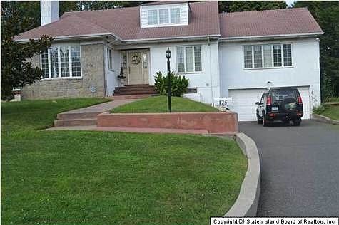 1st image of 125 Cromwell Cir