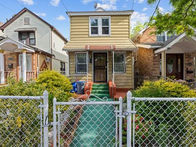 12104 Linden Boulevard, Jamaica, NY, 11420
