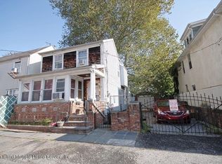 51 Alaska St, Staten Island, NY 10310