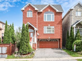 247 Knapton Dr, Newmarket, ON L3X 3B7