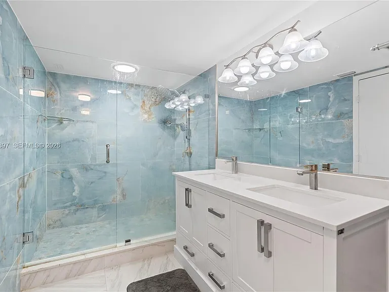 1600 Coral Ave — Photo 1
