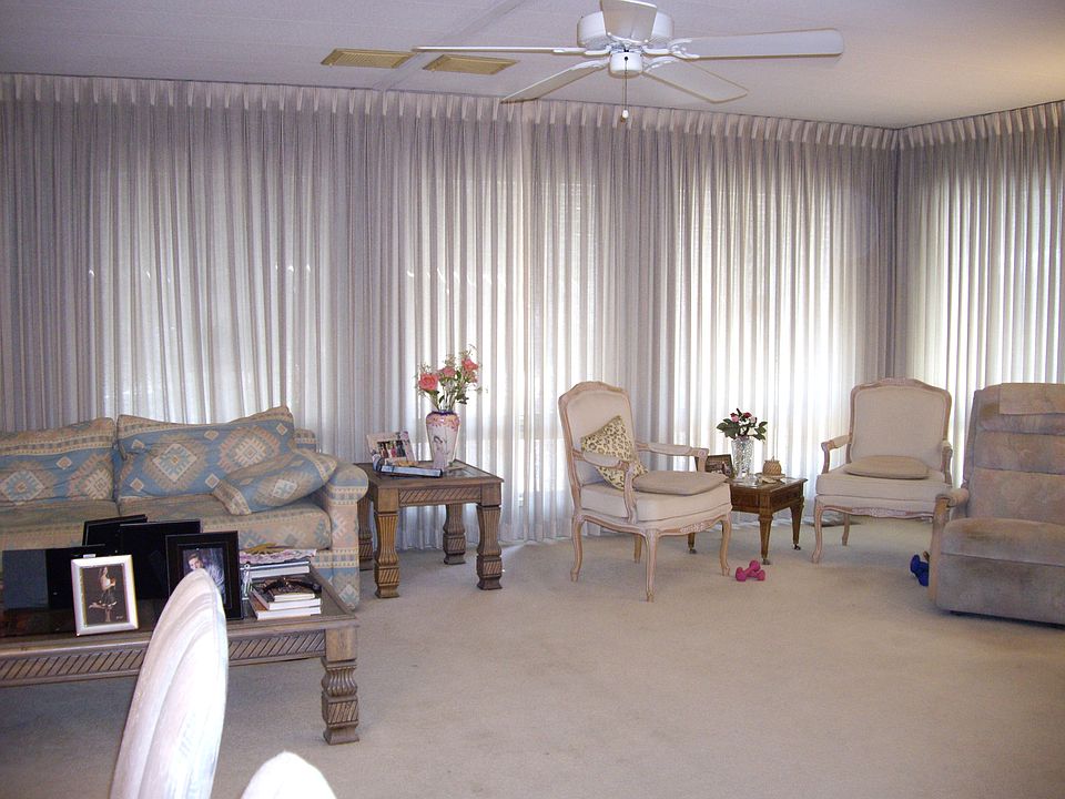 2nd image of 245 S Paseo Laredo