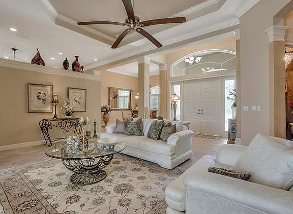3rd image of 23048 Shady Knoll Dr