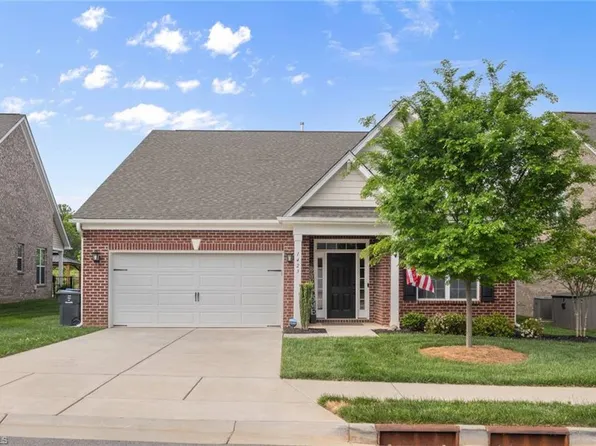 1423 Blooming Mountain Way, Kernersville, NC 27284