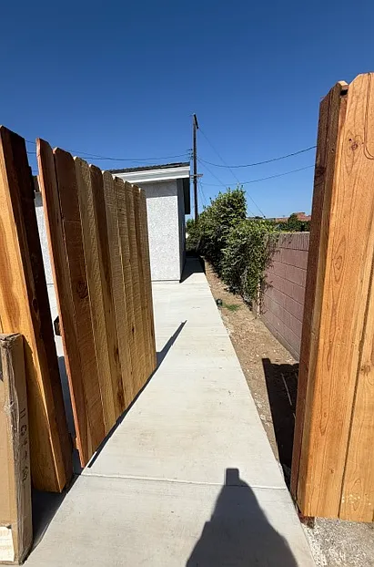 3 bed, 1200 sqft, $3,000 — Photo 3