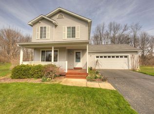 2375 Calvin Ct, Pinckney, MI 48169