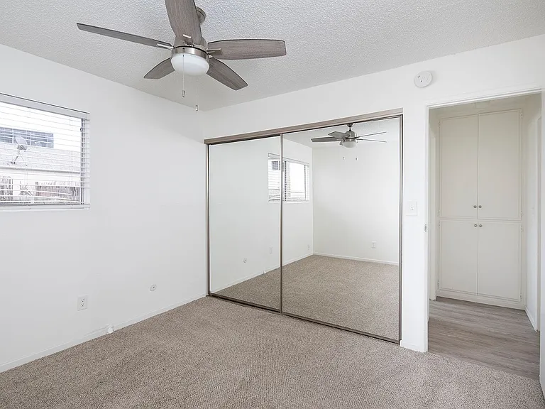1820 Grand Avenue — Photo 7