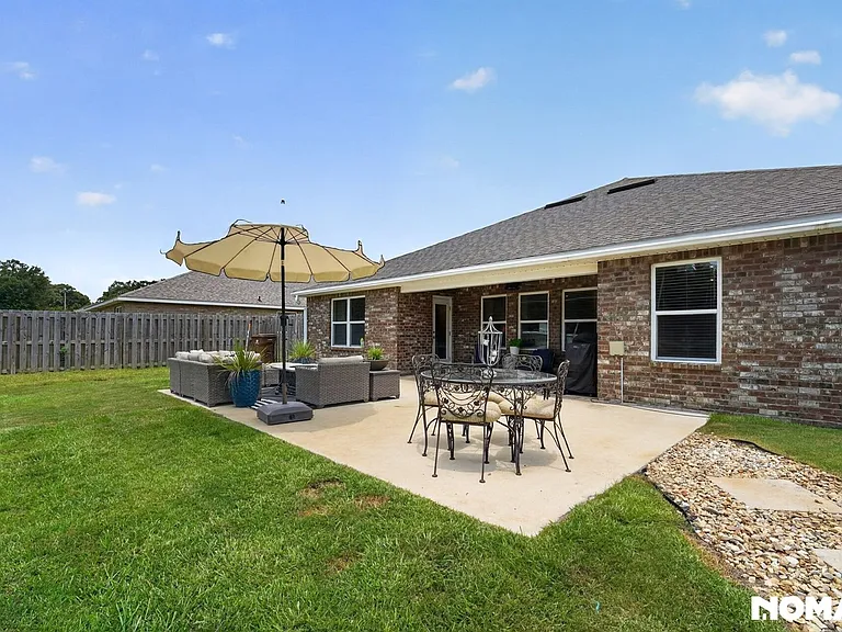 1008 Enclave Cir — Photo 34