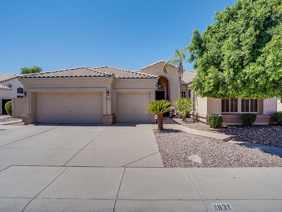 1st image of 1831 W Oriole Way