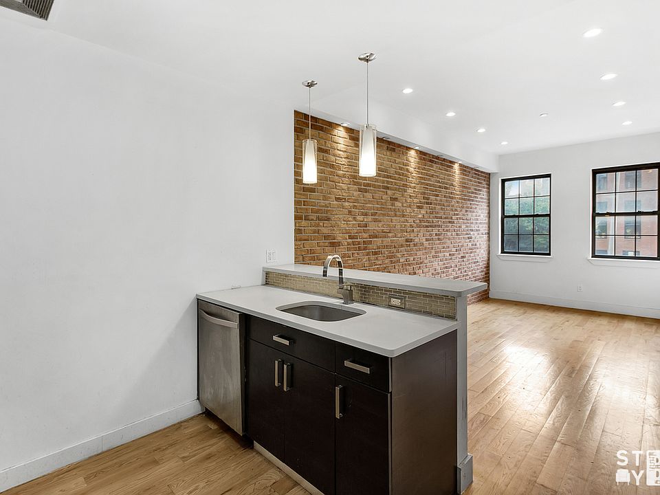 1st image of 41 Lexington Ave #2F