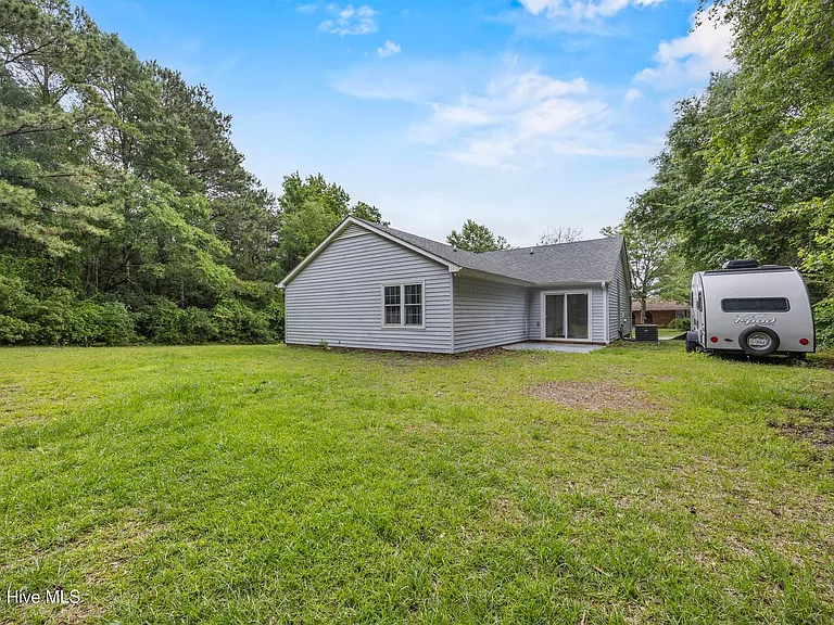 429 Crows Nest Ln — Photo 31