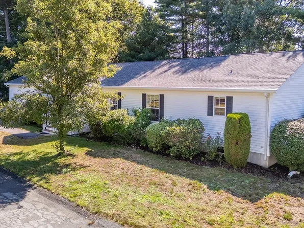 307 Green St, Middleboro, MA 02346