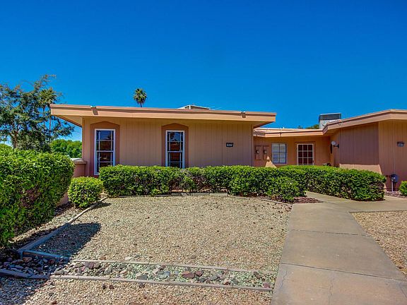 3rd image of 10574 W Palmeras Dr