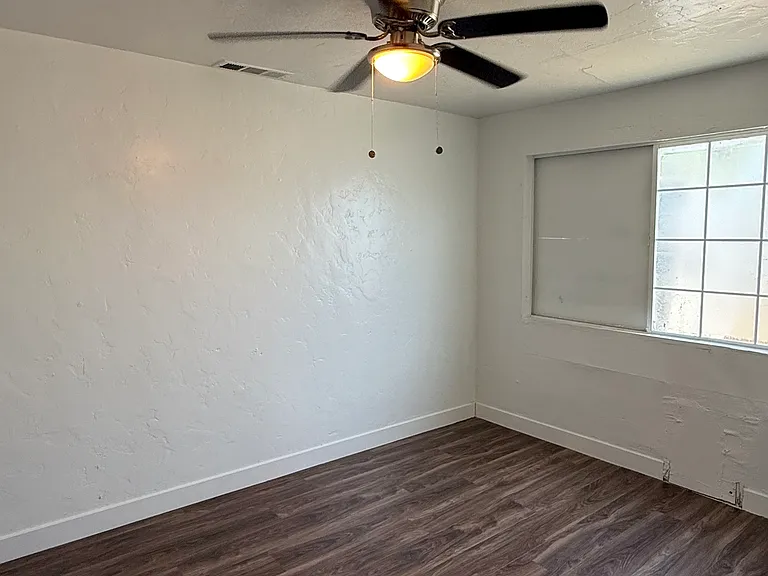 3424 Santa Fe St — Photo 9