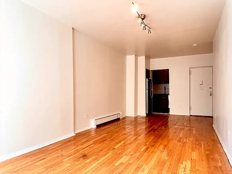 230 W 116th St #3B — Photo 3
