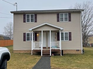 175-177 Briarwood Dr, Shady Spring, WV 25918