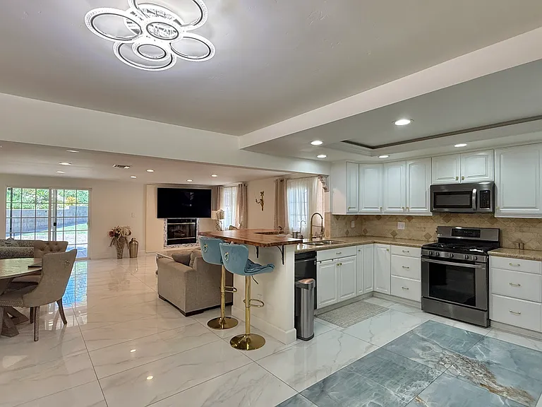14911 La Manda Dr — Photo 9