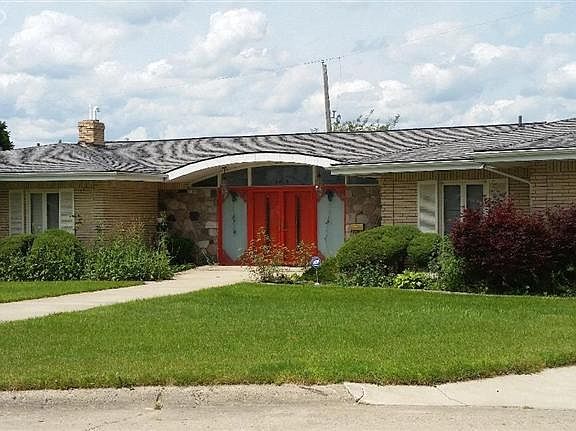 2nd image of 3413 Las Palmas Ct