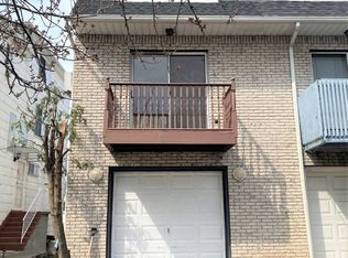 14 Stanwich St, Staten Island, NY 10304