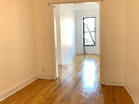 2nd image of 197 7th Ave APT 2r