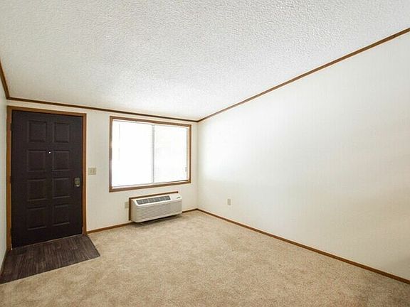4th image of 4717 Walden Cir #706