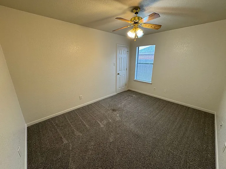 3205 Dannen Ct — Photo 15