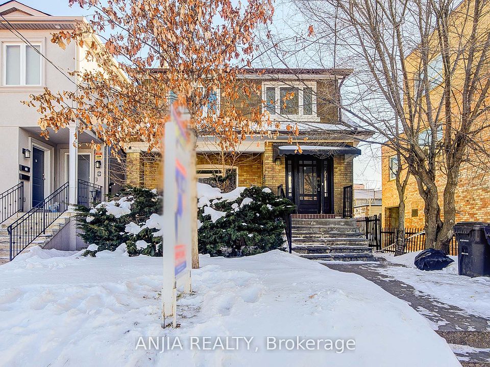1st image of 7 Linnsmore Cres