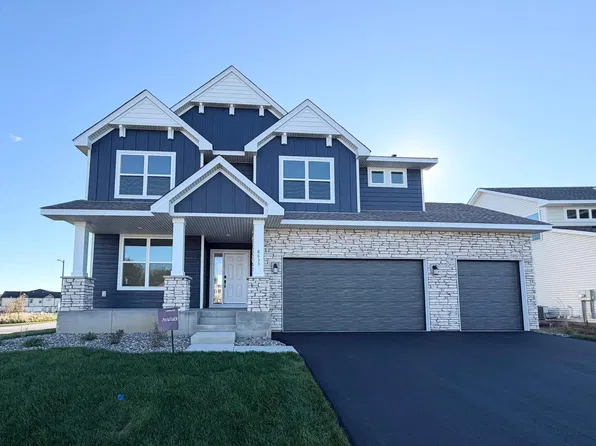 8633 Periwinkle Blvd, Woodbury, MN 55129