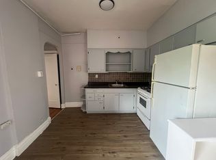 159 Hutton St #9E, Jersey City, NJ 07307