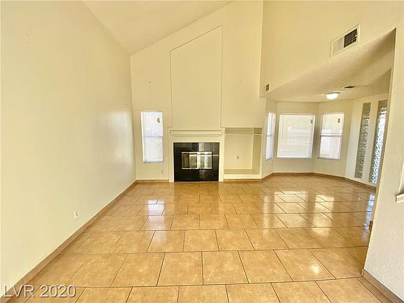 4th image of 1212 Coral Isle Way