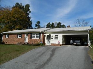 858 State Highway 62 W, Greensboro, NC 27406