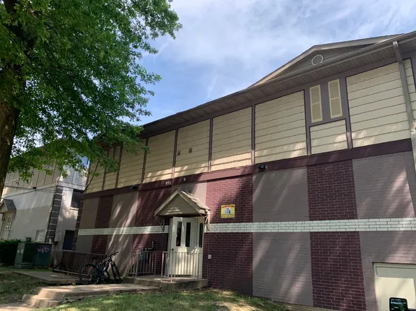 932 E Washington St, Iowa City, IA