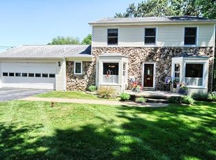 10205 Koneta Dr, Brighton, MI 48116