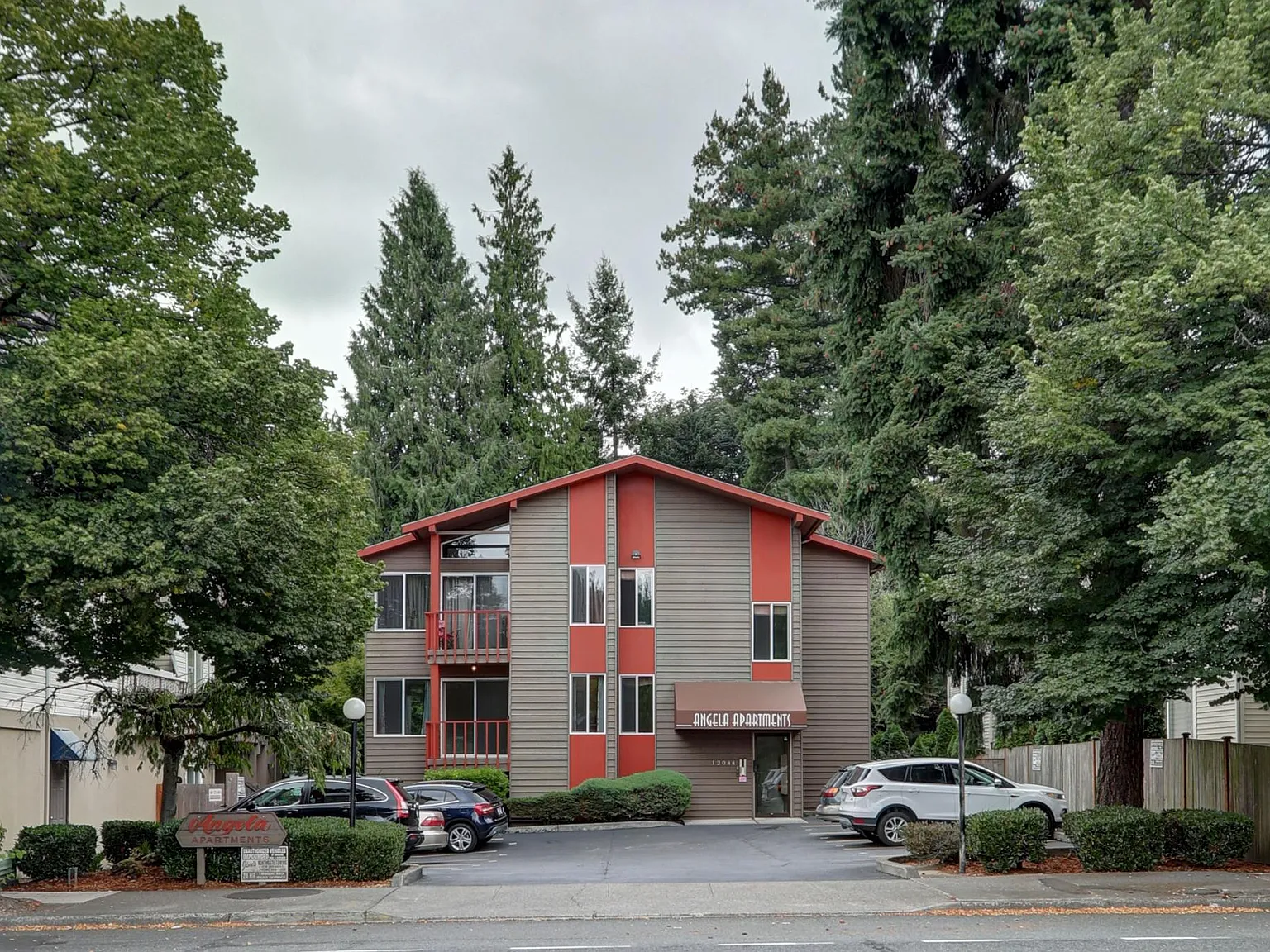 2 bed, 1.5 bath, 875 sqft, $1,695 — Photo 3