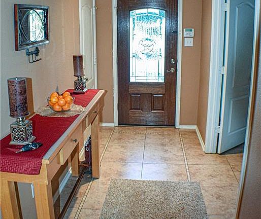 3rd image of 511 Paseo Grand Dr