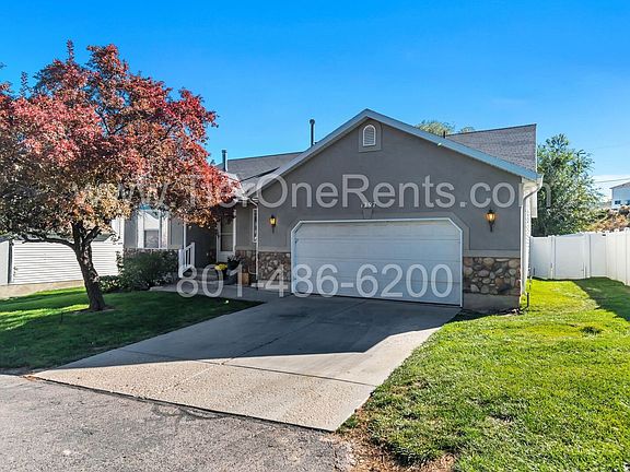 2nd image of 1297 W Glencoe Dr