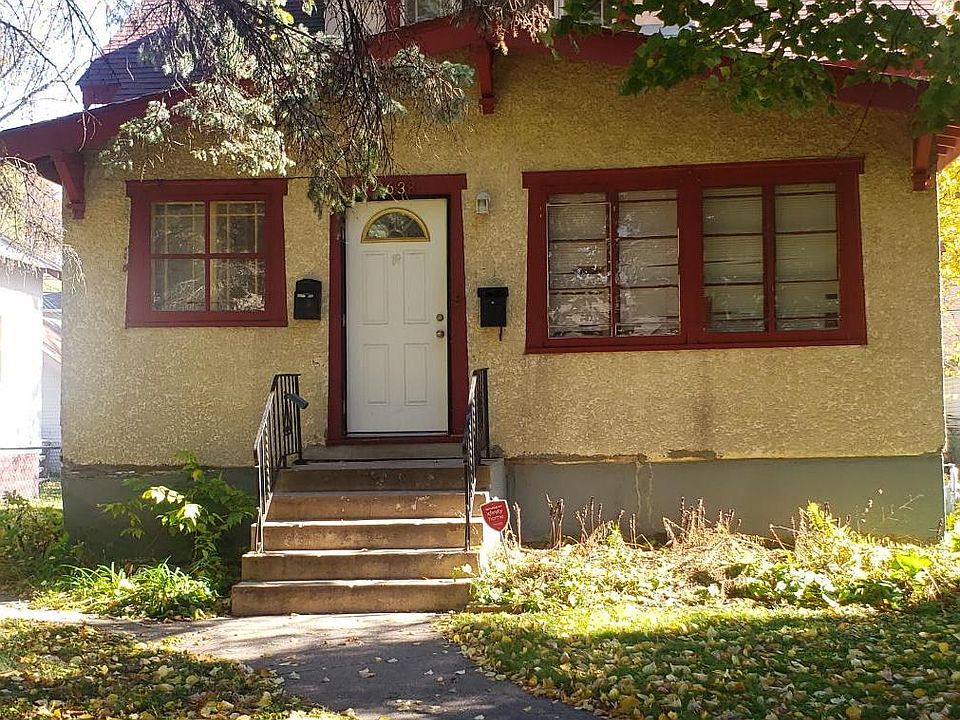 2nd image of 2638 Knox Ave N