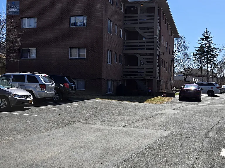 61 Vandenburgh Ave #9 — Photo 4