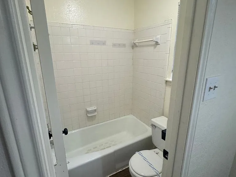 5604 Fireside Dr — Photo 23