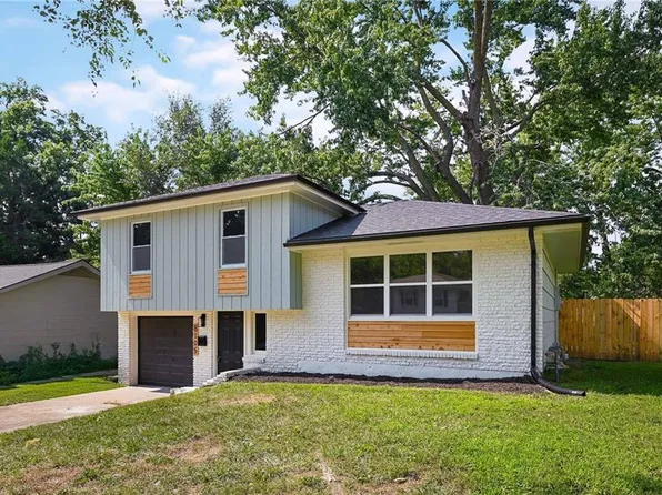 8105 E 91st St, Kansas City, MO 64138