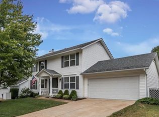 535 Misty Moss Ln, Saint Peters, MO