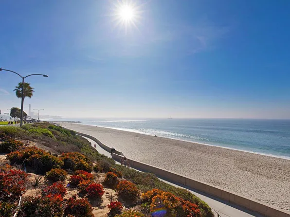 131 Hemlock Ave, Carlsbad, CA 92008