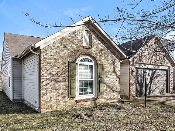 3rd image of 11136 Autumn Creek Ct