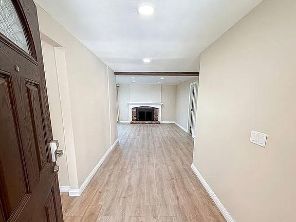 2nd image of 1648 Aspen Grove Ln
