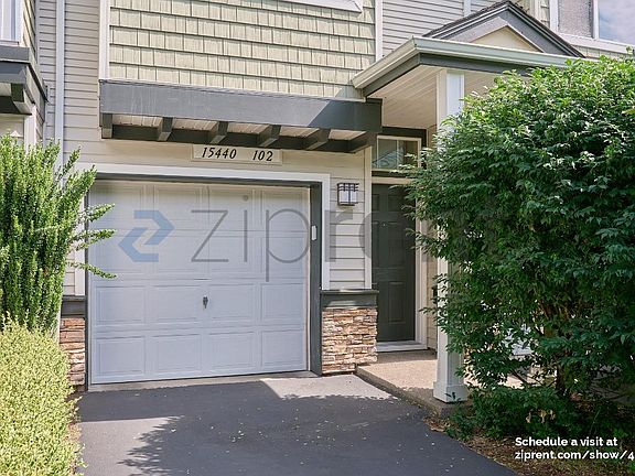 3rd image of 15440 SW Mallard Dr Suite 102