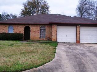 5570 Minner Dr, Beaumont, TX 77708