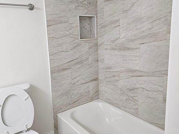 5th image of 1255 Ponce Island Dr APT 712