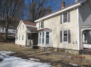 1667 Creek Rd, Crown Point, NY 12928