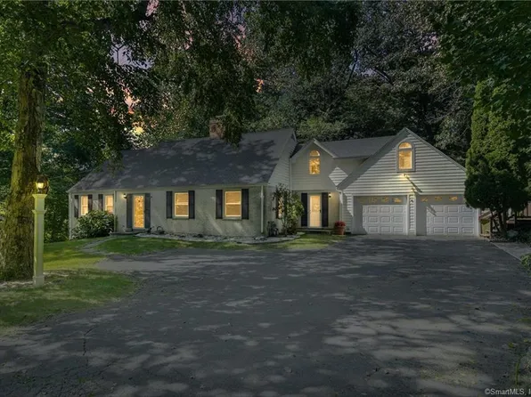1525 Huntington Turnpike, Trumbull, CT 06611